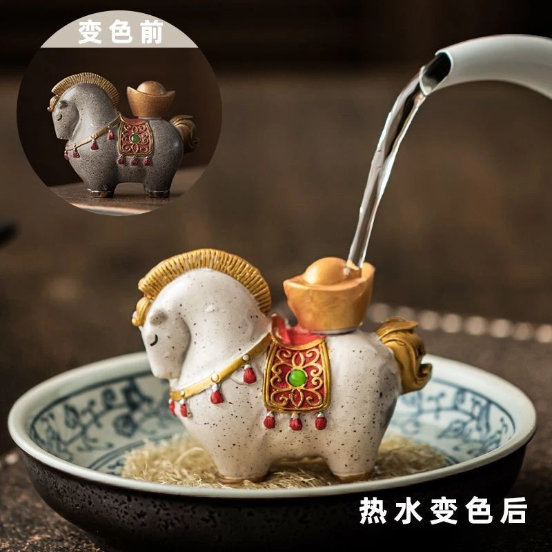 Color-changing Fortune-bringing Resin Tea Pet Ornament, Chinese-style Tang Horse Tea Table Accessory Desktop Decoration