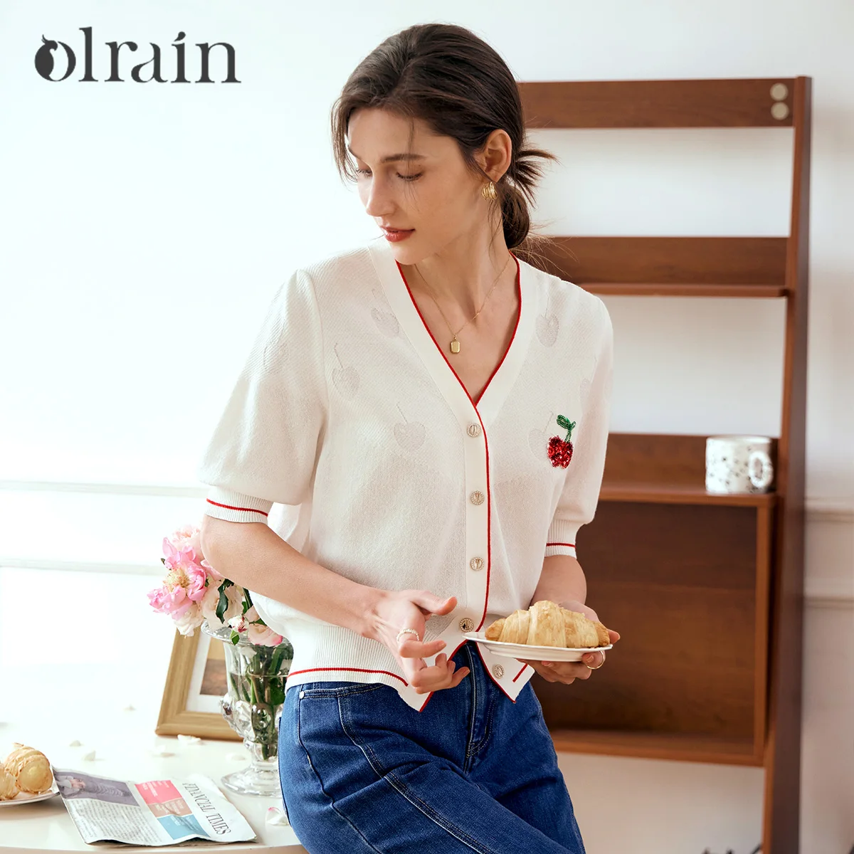 

OLrain Women's Summer Cardigan Elegant Beige V-Neck Knitted Short Sleeve Sweater 2026 Office Lady Loose Jacquard Tops O24XZ62800