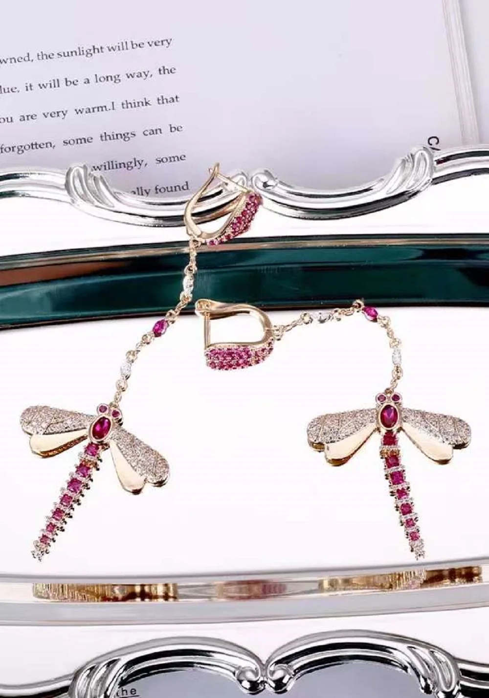 Bilincolor Light Luxury Tassel Dragonfly Earrings for Women