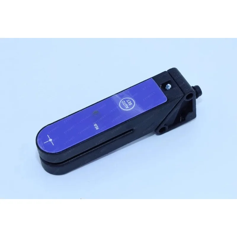 Regular spot SR21-IR RG 1R slot type photoelectric switch