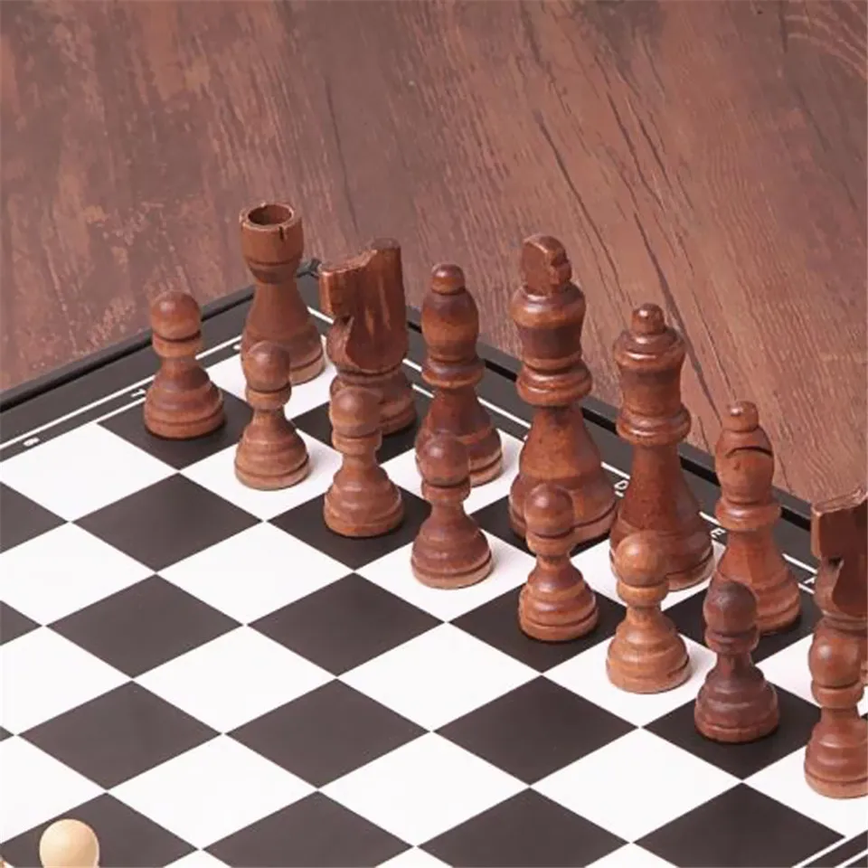 Wooden Chess Set, King Height 78mm Wooden Chess Pieces, Family Board Game, Protable Leather Box Chessboard, Wood Chessman