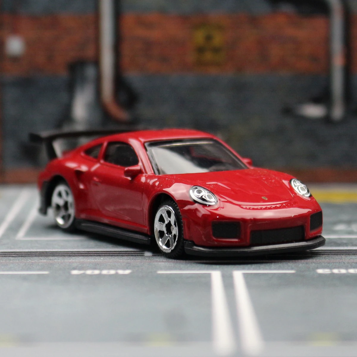 CCA 1/64 Series 1:60 Porsche 911 GT2 RS Racing Car Toy Model Diecast Metal Alloy Free Wheels Collection Gift For Children Boys