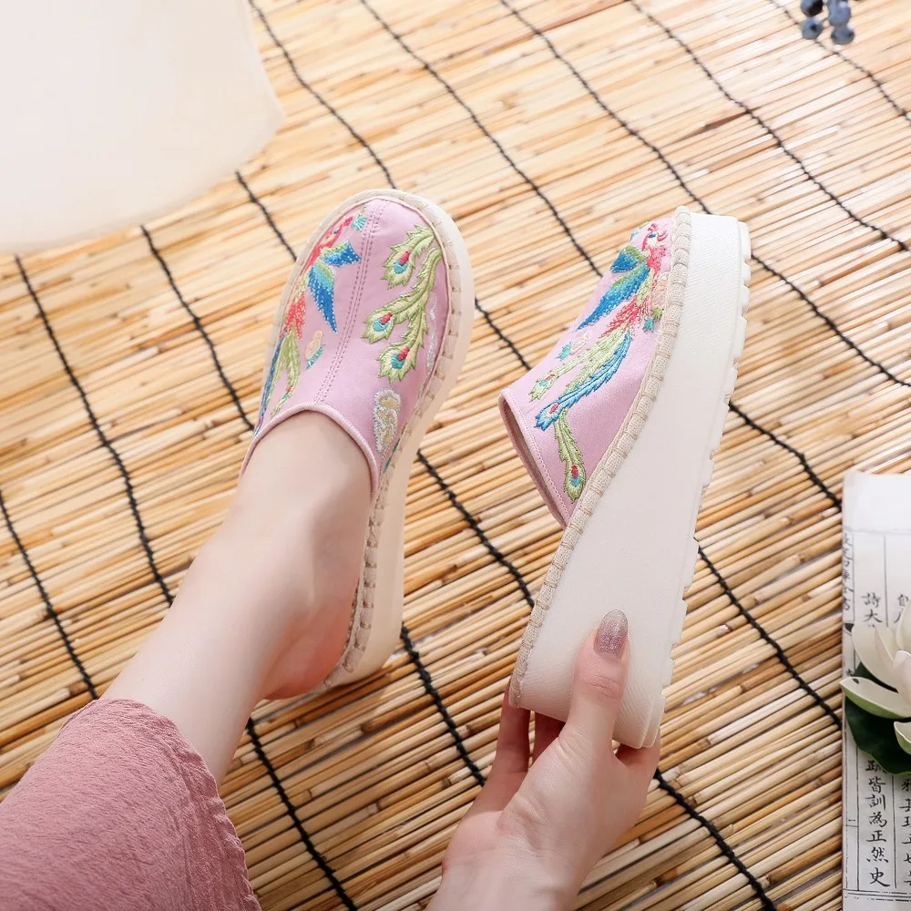 

Old Beijing Women's Shoes Shoes for Women Embroidery Ethnic Style Traditional Chinese Style Vintage Casual Fashion Streetwear