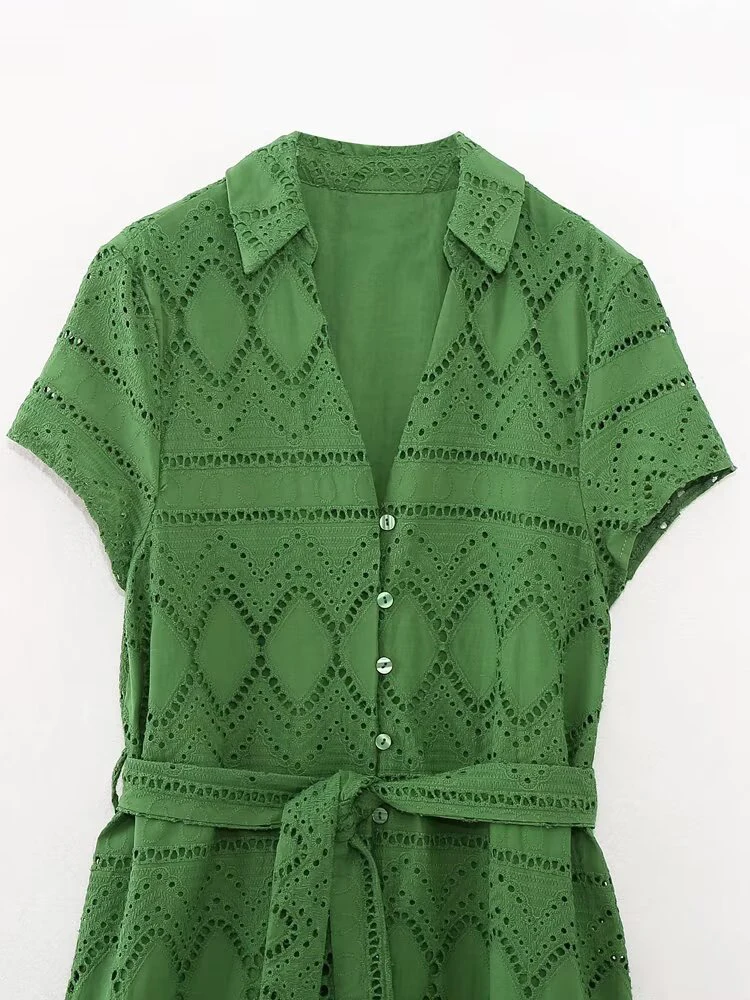 النمط الأوروبي والأمريكي الصيف الملابس النسائية الجديدة الفرنسية الرجعية جوفاء التطريز قميص على غرار فستان بأكمام قصيرة