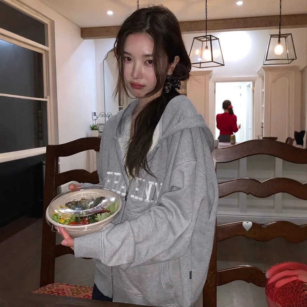 Loose Fit Zipper Hoodie Jaet with Embroidery Letters Design Comfortable Organic Cotton Long Sve Korean Sle Coat