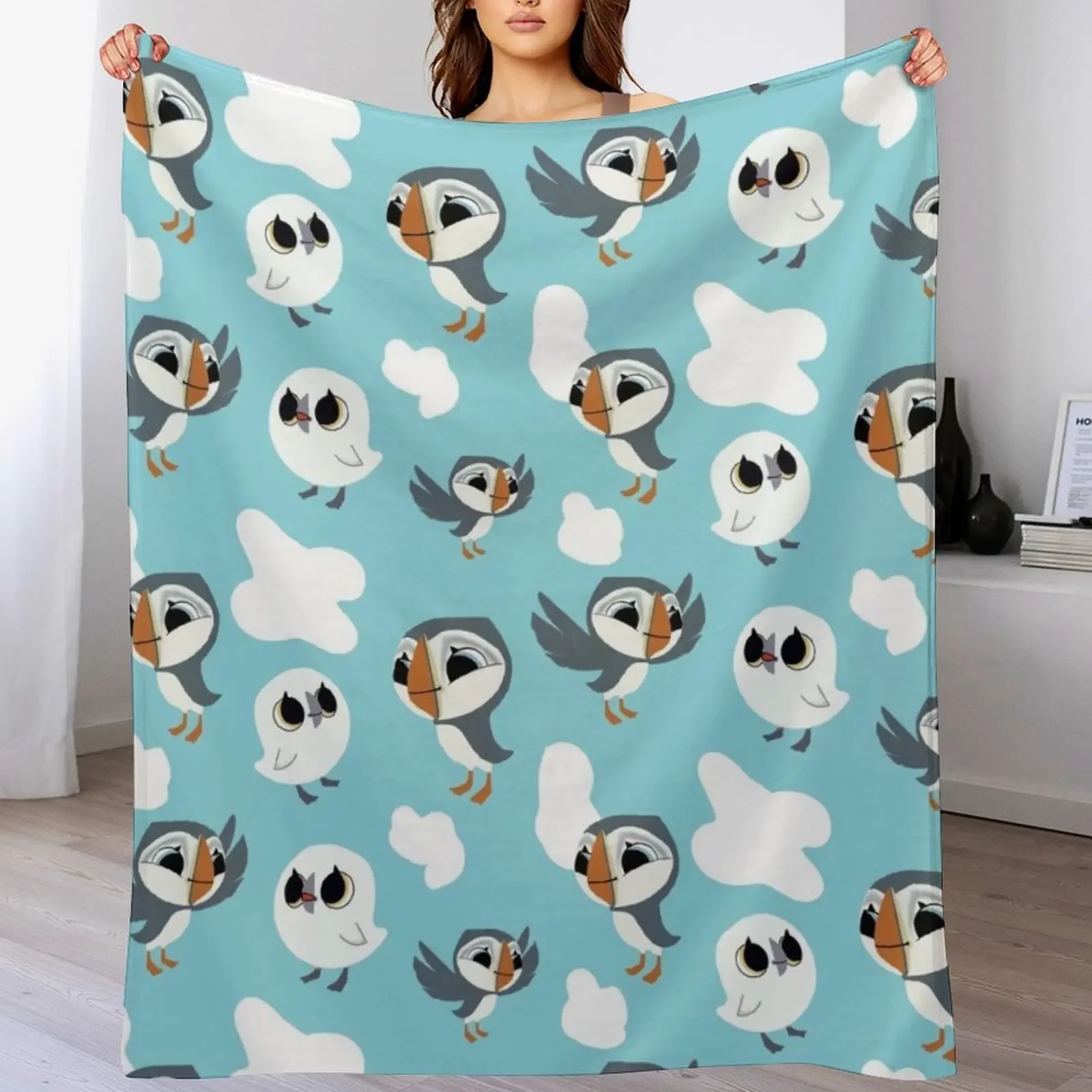 

Puffin repeated pattern Throw Blanket Fluffy Cozy Throw Blanket for Home Decor