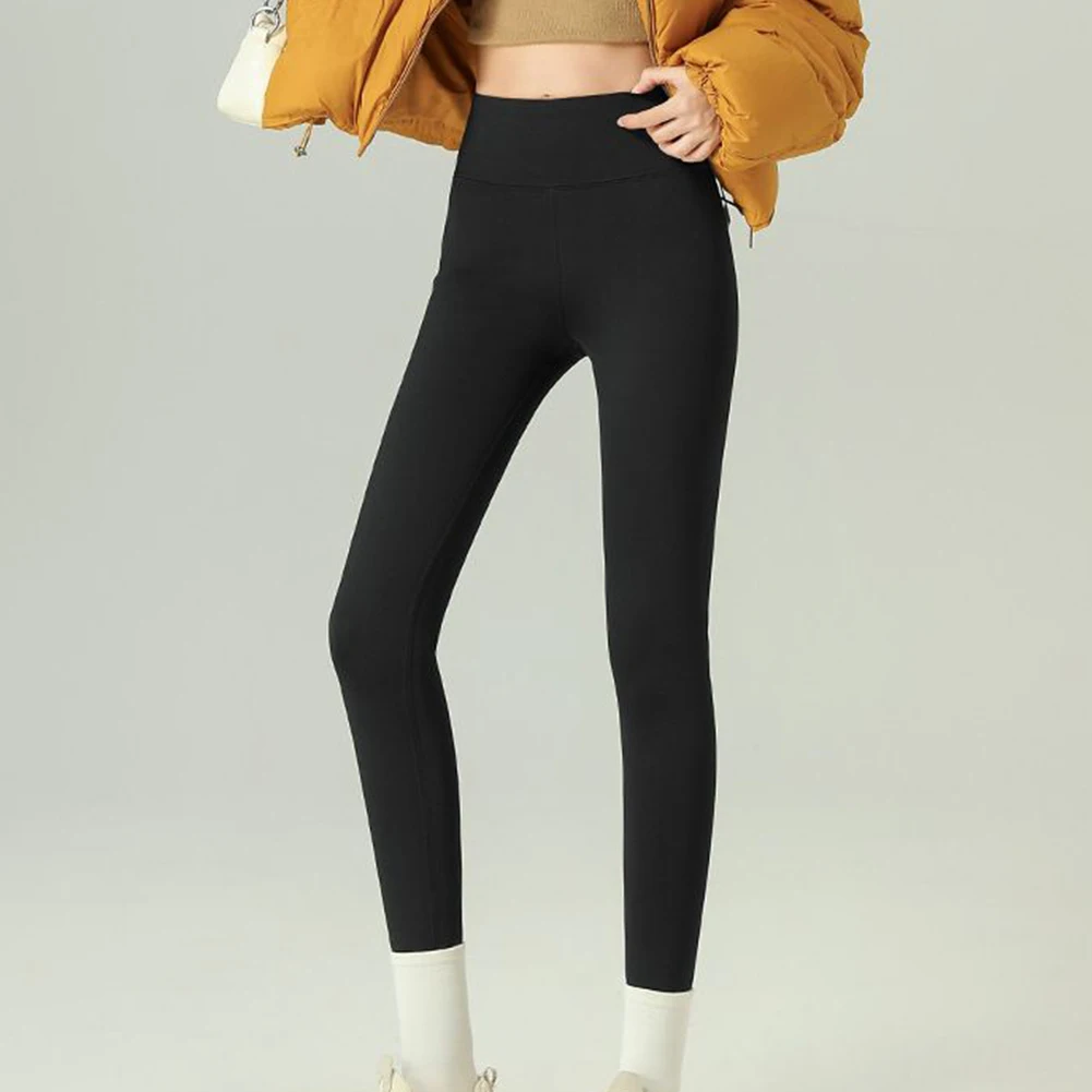 Leggings básicas esportivas calças de fitness comprimento regular padrão de cor sólida adequado para todas as estações novo estado