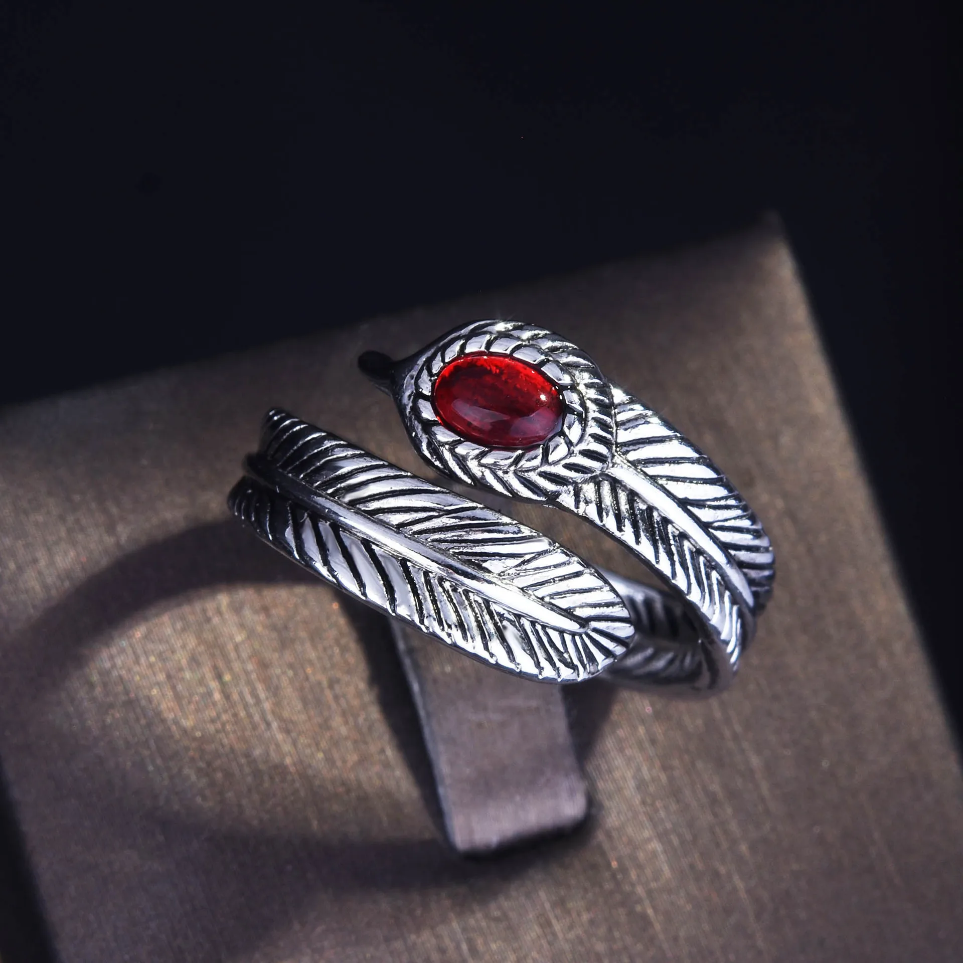 Red Diamond Feather Ring Handmade Net Red Street Shot Jewelry Men and Women Open Retro Ring Index Finger