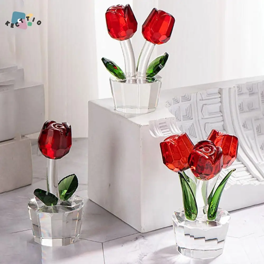 

Romantic Crystal Tulip Statue Handmade Reflect Glass Floral Collectible Crystal Crafts Exquisite Crystal Rose Figurine