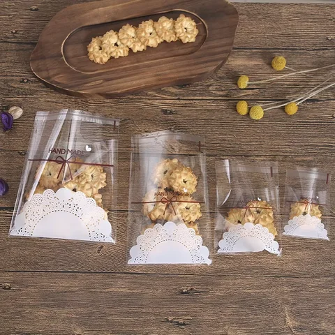 100PCS 귀여운 활 플라스틱 포장 가방 스낵 및 선물 쿠키 및 사탕 포장 DIY 파티, 결혼식을위한 자체 접착 가방