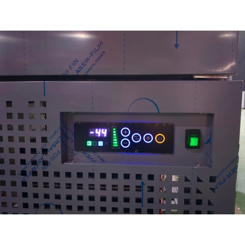 Quick-Blast Freezer Cabinet Vertical Design -40 Temperature Control 220V/380V Compatible Single Door