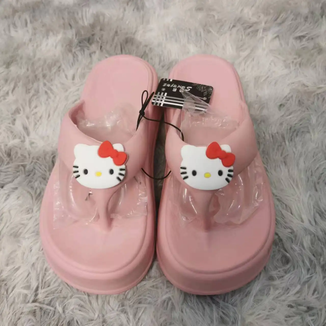 Sanrio Hello Kitty klapki damskie letnie buty na platformie Cartoon sandały plażowe Y2k damskie nowe koreańskie modne pantofle