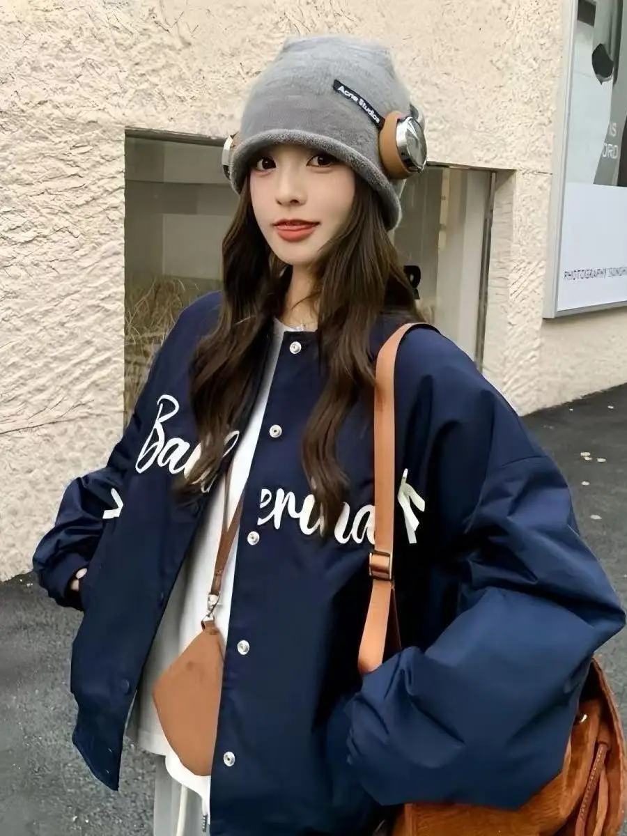 

Женская осенняя бейсбольная куртка-бомбер из эластичной кожи, желтая, стильная, водоотталкивающая, с пайетками, отложным воротником и пушистыми элементами, для тренировок