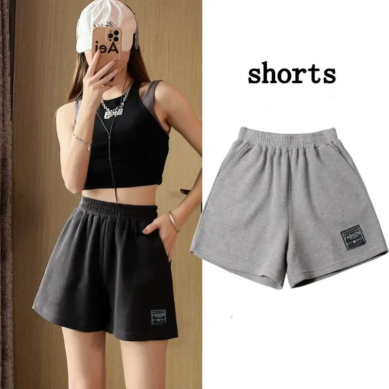 2025 Summer New Women Fashion Casual Sports Shorts Lightweight and Breathable Thin with Label and Pocket Straight Shorts