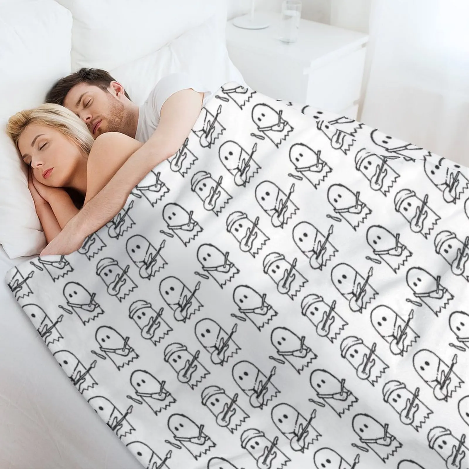 جولي آند ذا فانتومز جوستيز رمي بطانية قماش الفانيلا متعددة الأغراض أريكة رمي بطانيات فروي #4