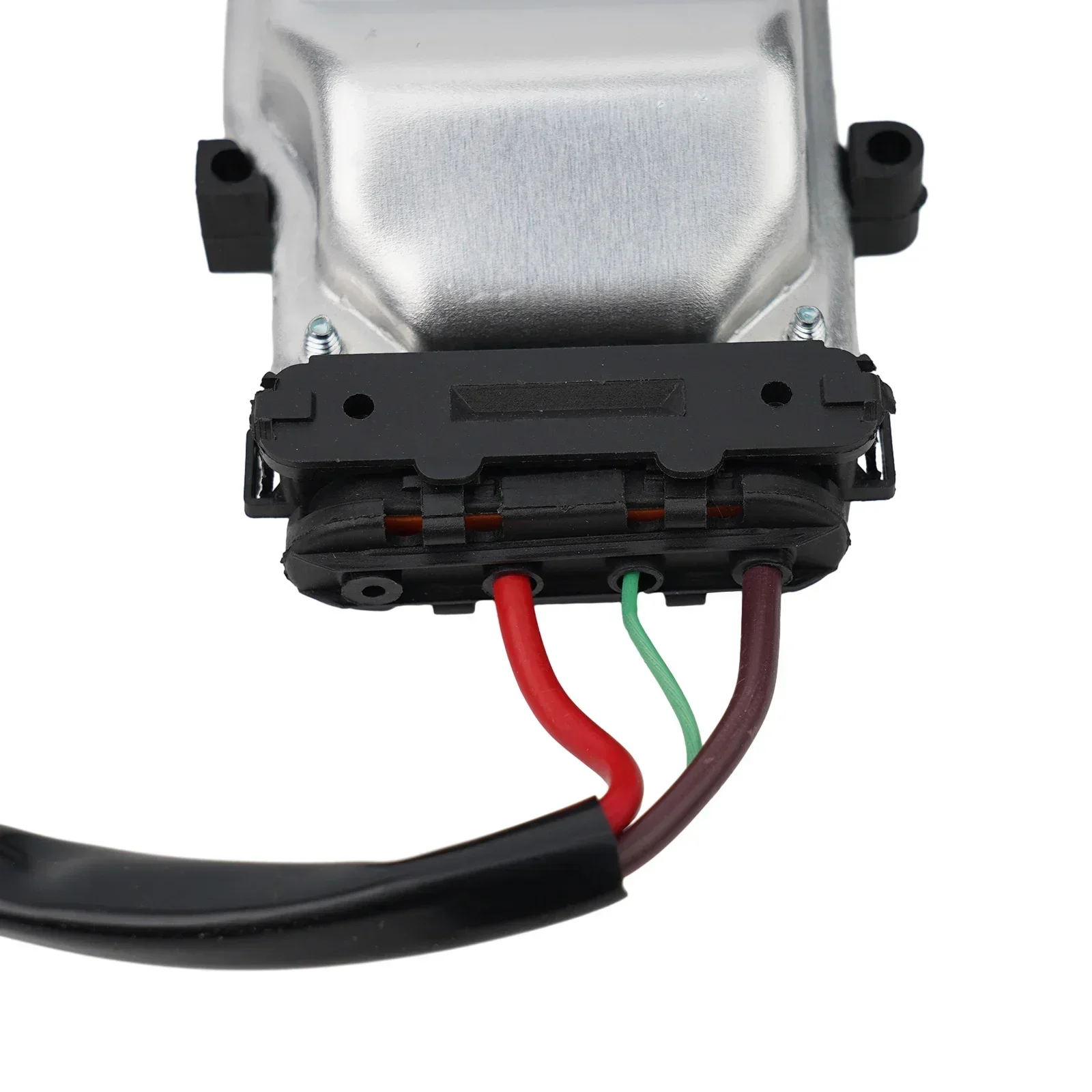 1× Radiator Fan Control Module For BMW 3 Series E46 1998-2006 316Ci 316i 316ti 318Ci 318i 318ti 320Ci 320i 323Ci 323i 325Ci 325i