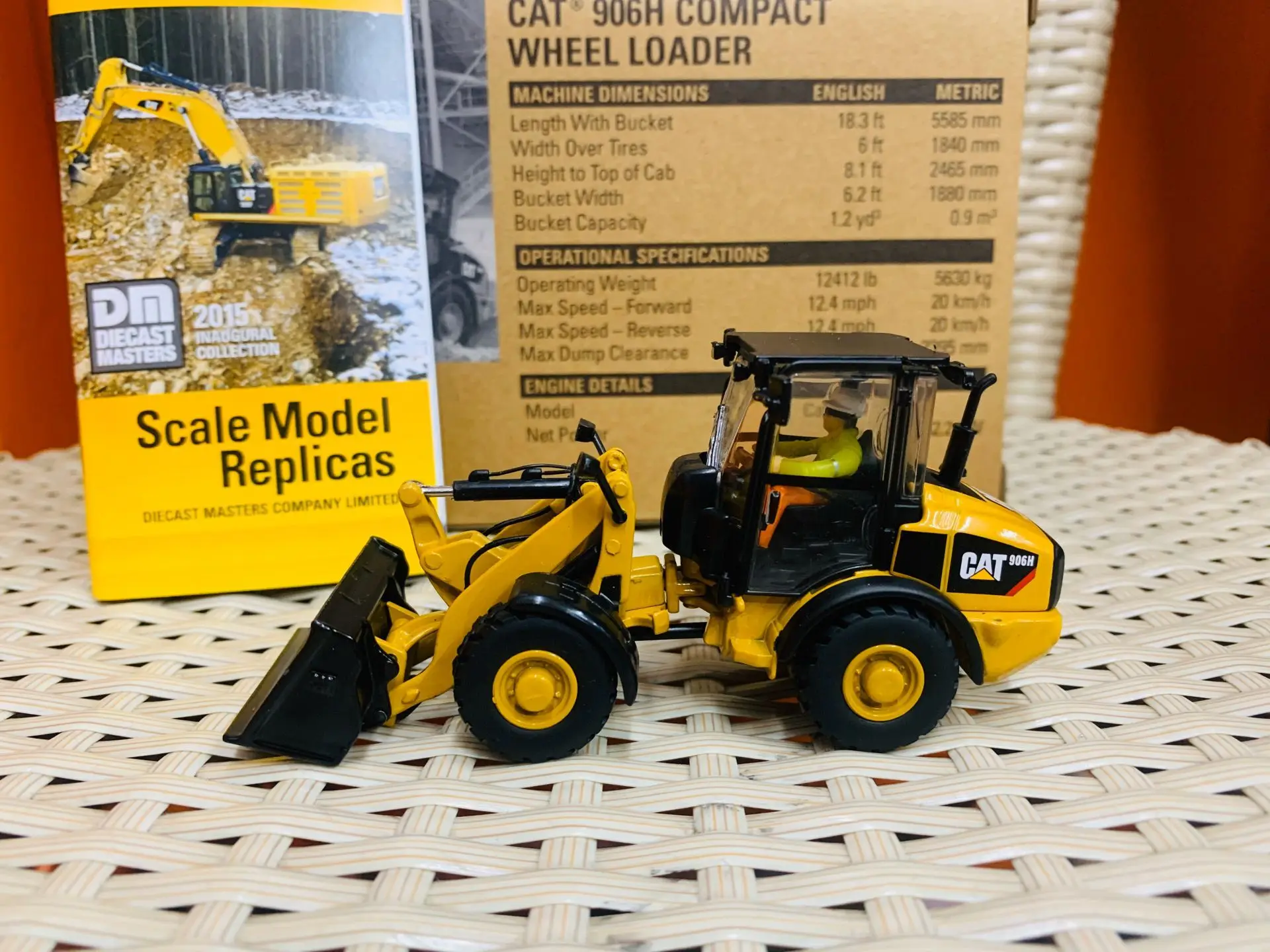 

DM-85213C 1:50 906H погрузчик-экскаватор Коллекционная строительная техника игрушка украшение сцены подарок на день рождения для мальчика