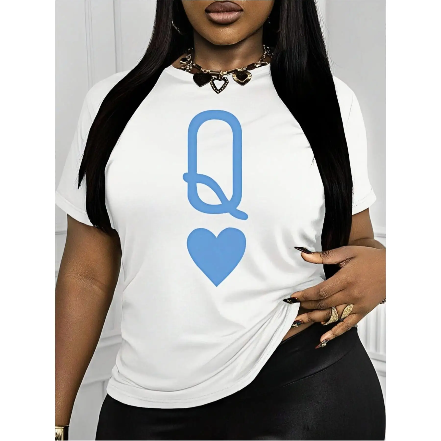 

Women's Queen of Hearts Graphic T-shirt Casual Queen Letter Print Tops Heart Symbol Loose Tees Summer Streetwear