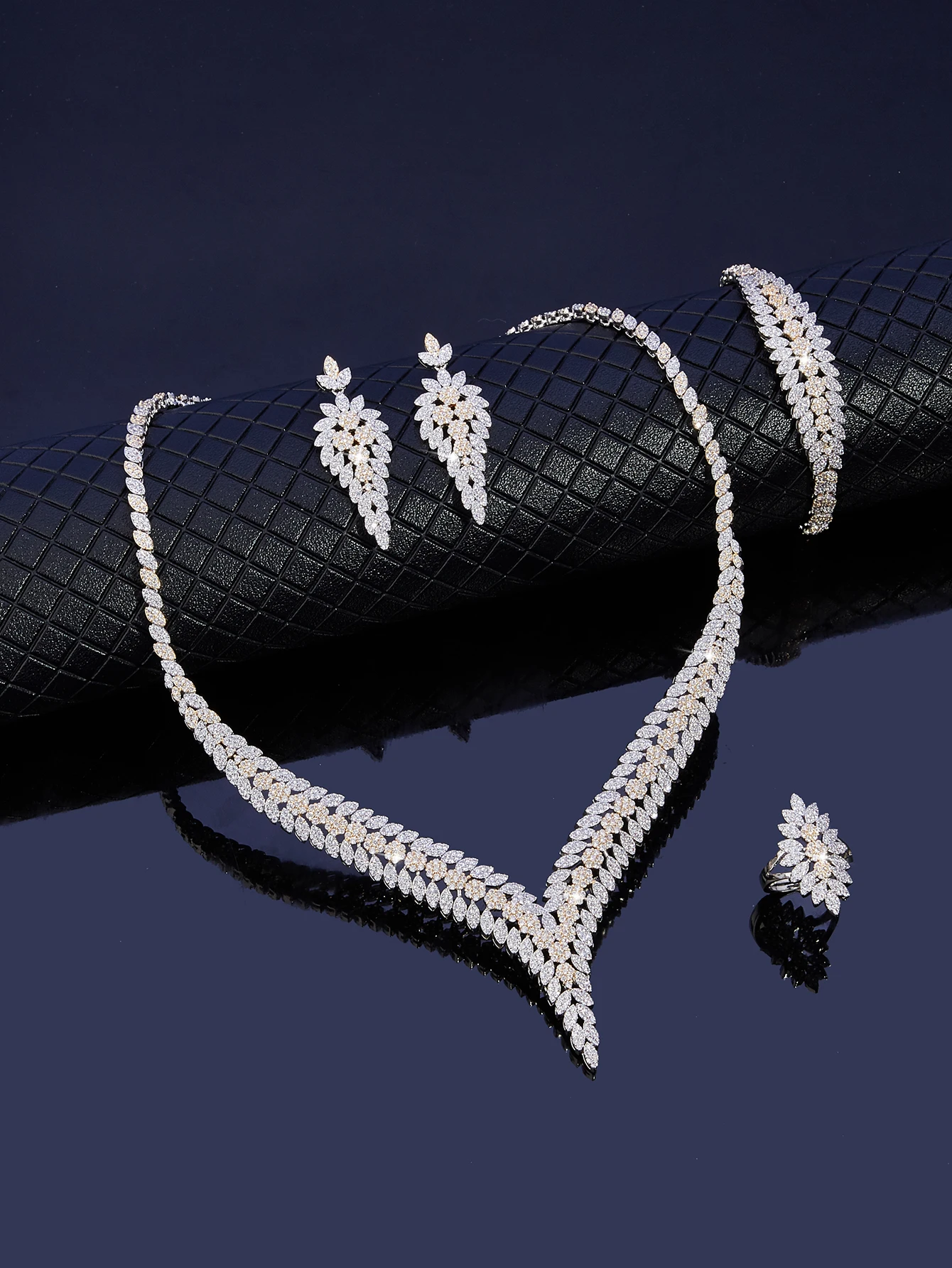 

Роскошный комплект ювелирных изделий из 4 предметов, серебро, золото, смешанные цвета, цирконий, полный комплект для женской вечеринки, свадьбы, вечеринки, очаровательный комплект ювелирных изделий