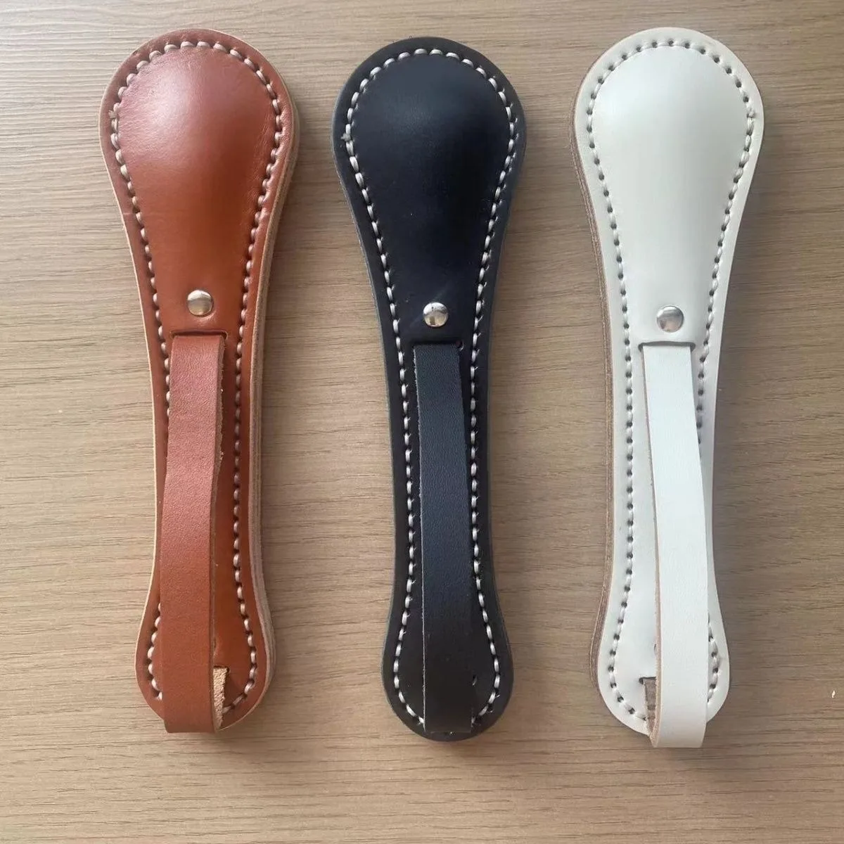 

22cm Defence Fitness Leather Clapper Exercise Camping Fitness Built-in Lead Block Head Cowhide Hand Sewn Tactical Hunting