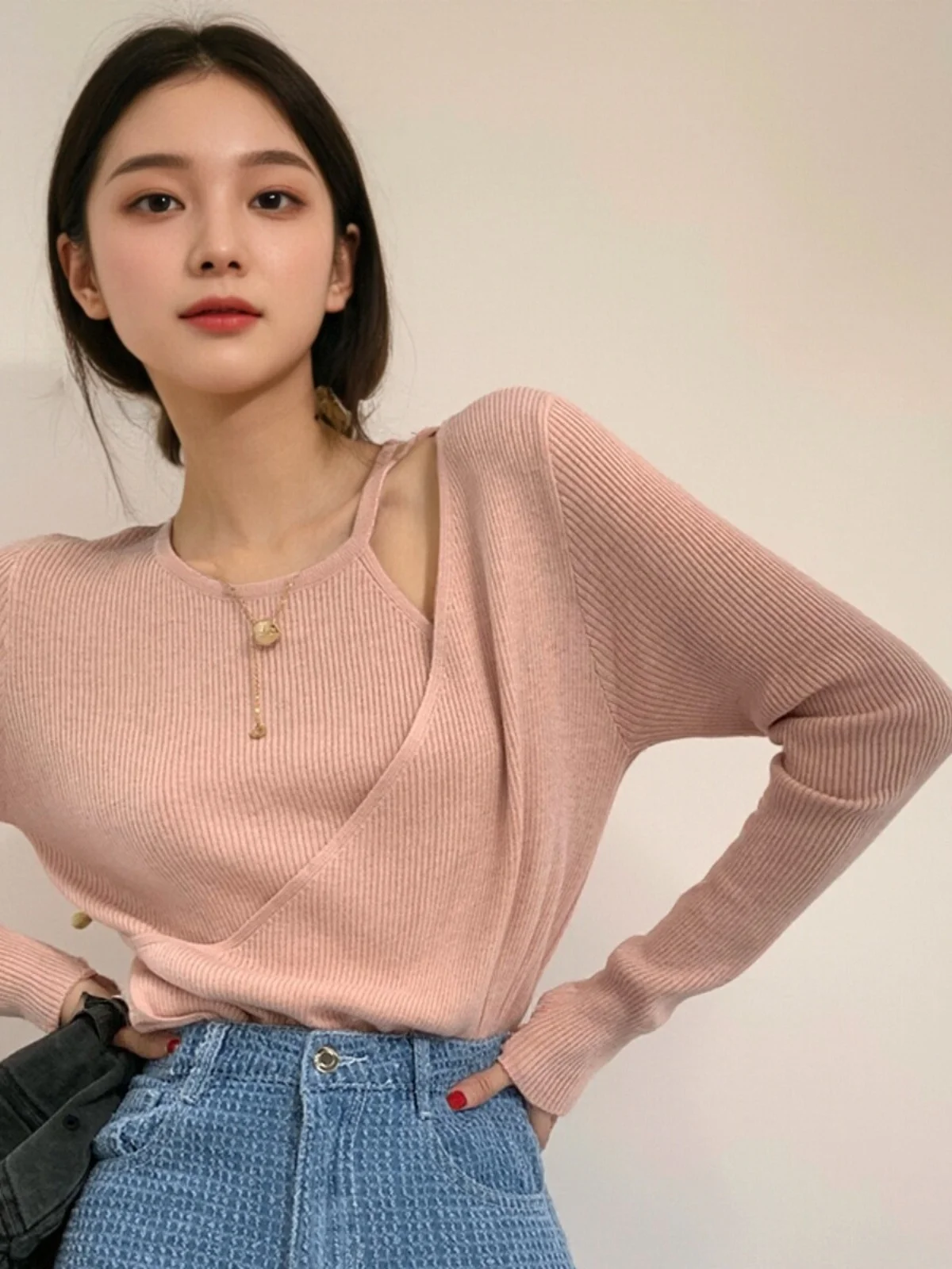 

Женский вязаный свитер с длинными рукавами и открытыми плечами, нежный, изящный, весенний, новая корейская версия, приталенный крой, трикотаж