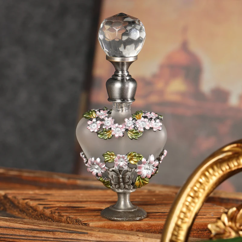 1pc Vintage Glass Perfume Bottle 5ml Flower Decor Rose Floral Painted Heart Shape Container Diamond Cap Crystal Refillable Gift