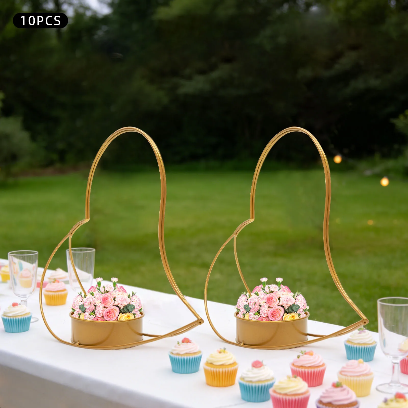 

10 Big Hearts and Baskets Wedding Flower Racks, Geometric Centerpieces, Elegant Wedding Centerpieces, Gold Iron