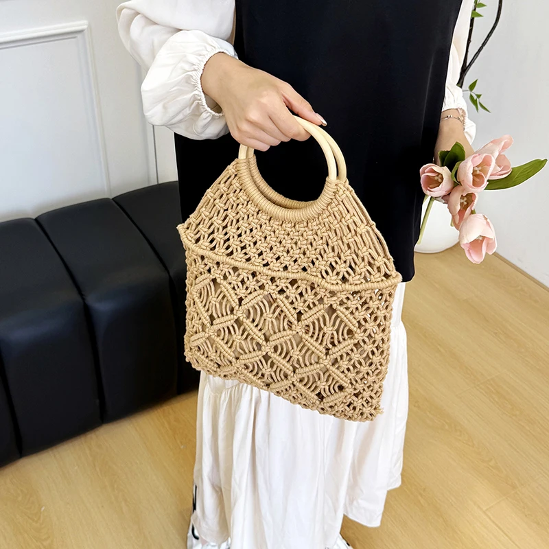 

Новая минималистичная однотонная большая сумка ручной работы для женщин, доступна для дропшиппинга. Это сетчатая сумка ручной работы из хлопковой веревки, костюм.