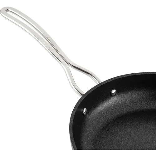 River Titanium Black Oblate Cookware 30 cm