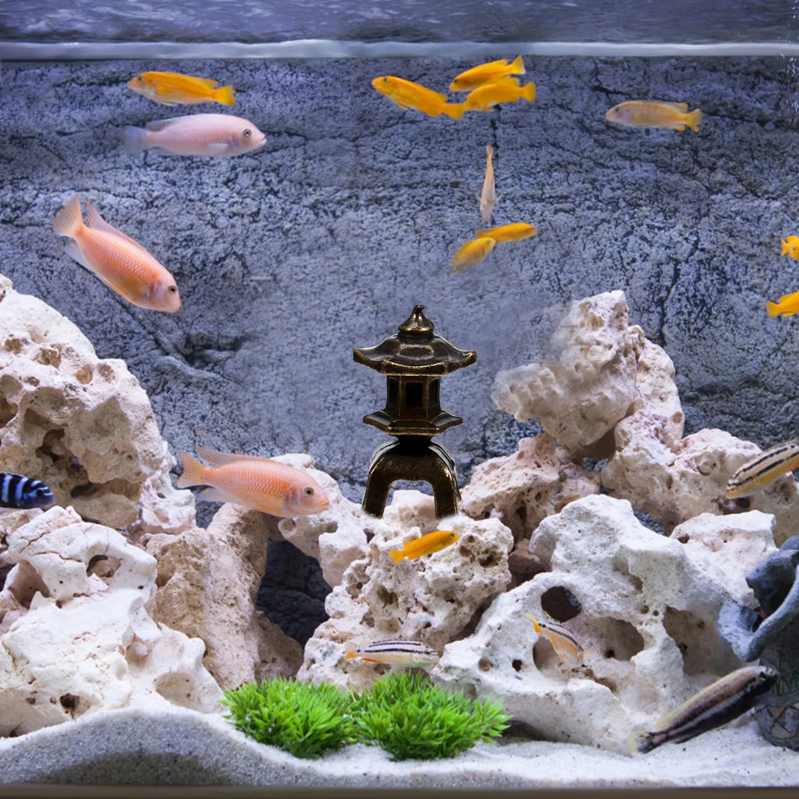 

Japanese Lantern Stone Statue Zen Garden Decor Mini Pagoda Model Copper Alloy Accessory Outdoor Fish Tank L nament Garden