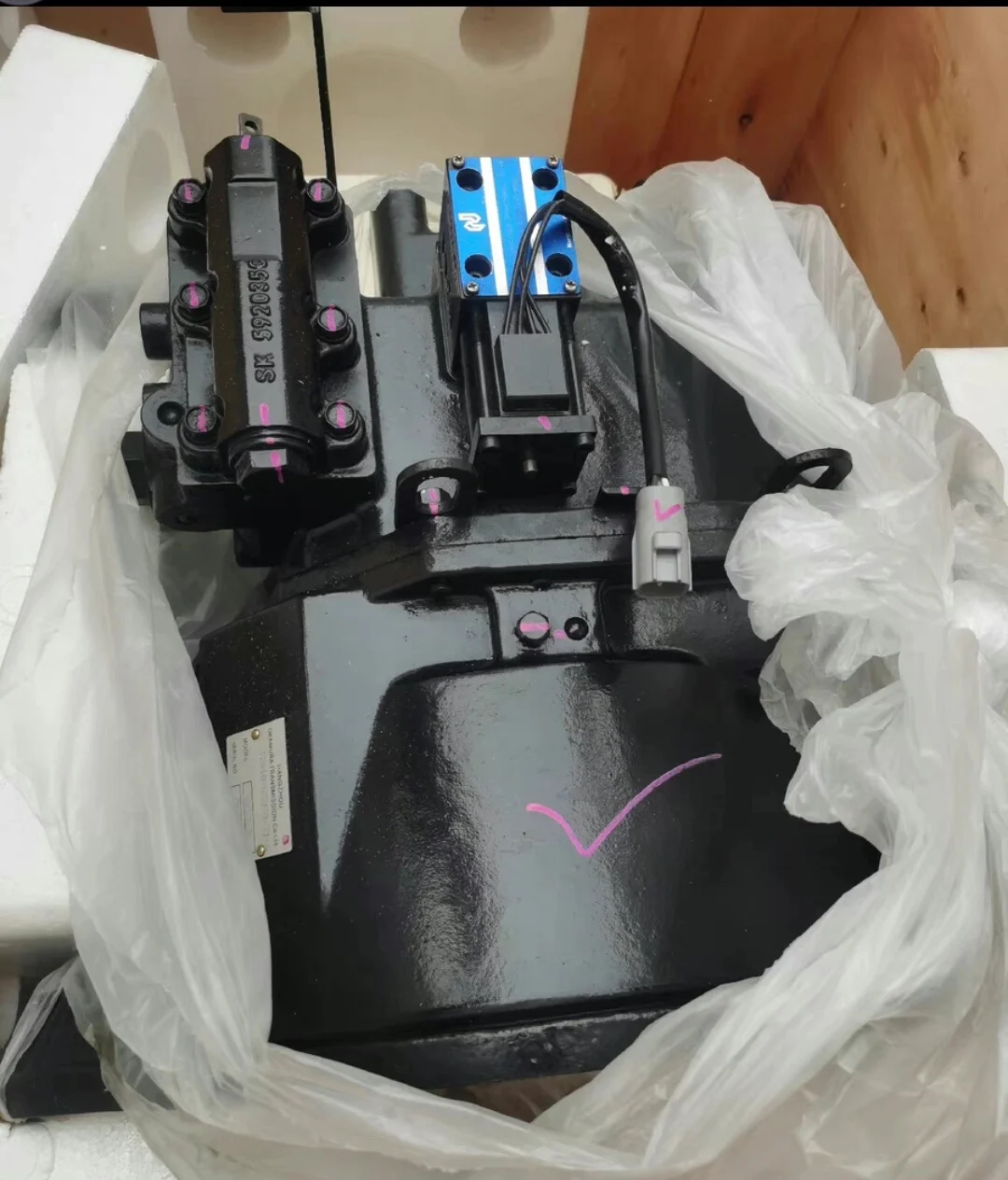 

New Genuine Transmission Assembly for To yota FDZN Forklift Original Parts