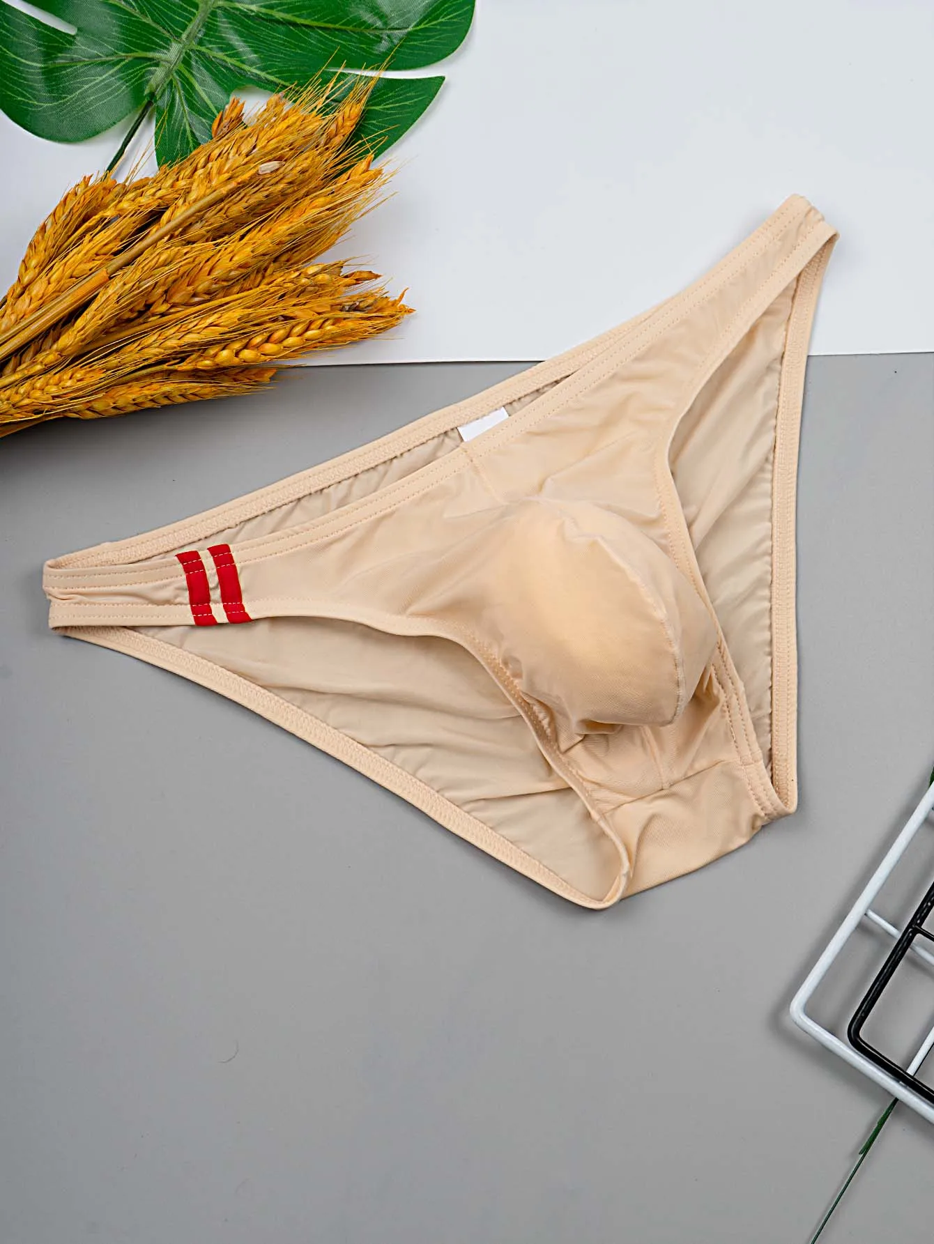 5er-Pack, verschiedene Farben, schnelltrocknende Herren-Slips, Herren-Slips in verschiedenen Farben, hochelastisch, atmungsaktiv und bequem, Herren-Sommer-Slips, weiche Herren-Slips, Herren-Slips mit U-förmigem Schnitt, die eng am Körper anliegen. – Detail 2
