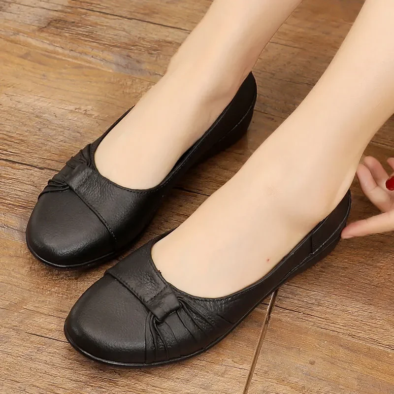 Zapatos De Mujer Women Cool Light Weight Black Anti Skid Comfort Slip on Flat Shoes Lady Fashion Spring Summer Work Loafers A256