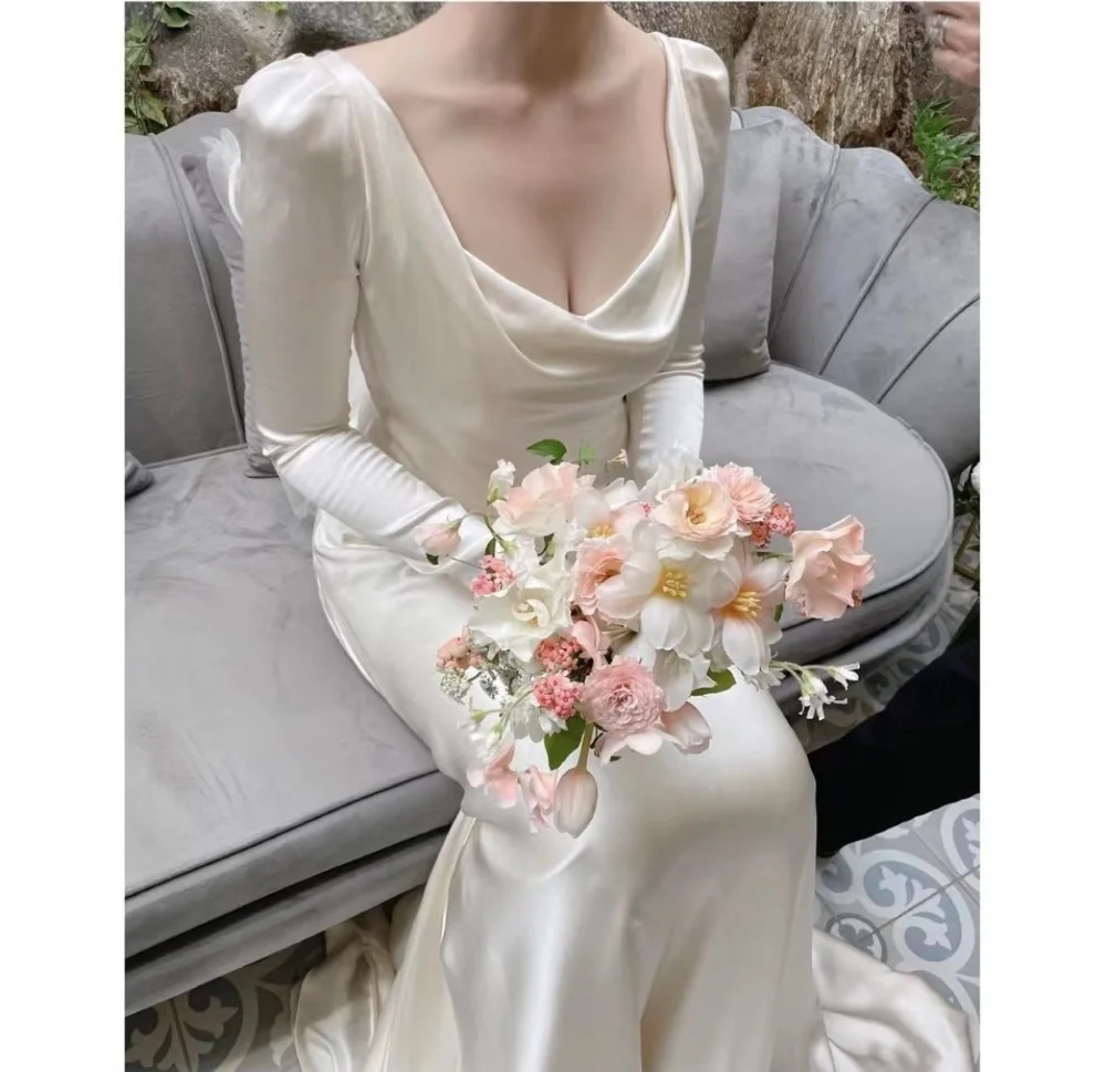 2022 novo design cowl pescoço varredura trem vestido de casamento mangas compridas soft 딩soft soft sheath macio cetim bainha simples coreano vestidos de noiva sem costas