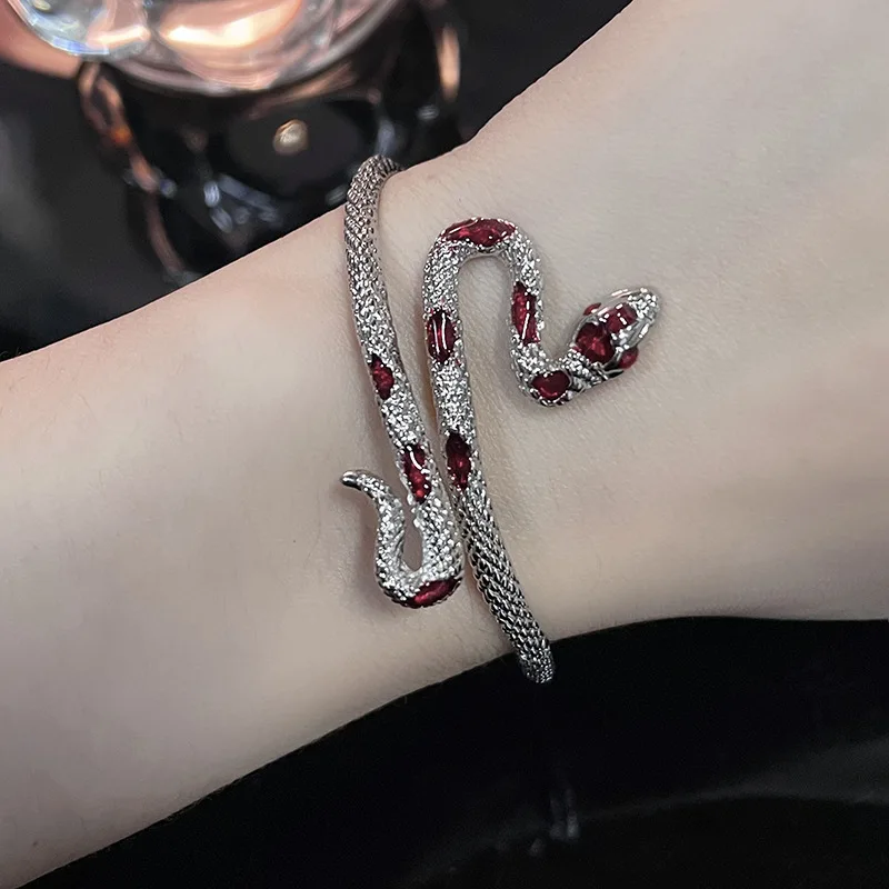 Fashion Red Enamel Drip Oil Snake Shape Bracelet Ring Set For Women Classic Rhinestone Bracelet Office Party Luxury Jewelry Gift