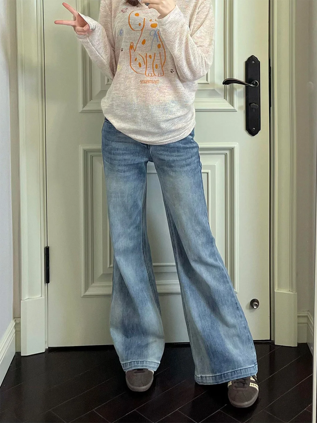 Summer 2026 High Waist Skinny Blue Denim Jeans Women's Street Style Vintage Washed Thin Version Small Size American Style
