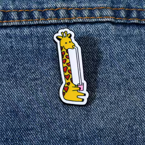Funny Giraffe Drinking Design Enamel Lapel Pins Cartoon Animal And Drink Shaped Brooches Backpack Bag Badge