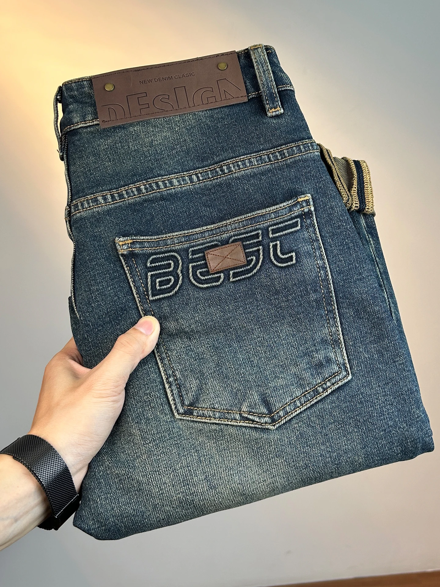 

Мужские повседневные джинсы прямого кроя класса люкс, винтажные, с вышивкой и принтом, из хлопкового стрейч-денима, для осени и зимы