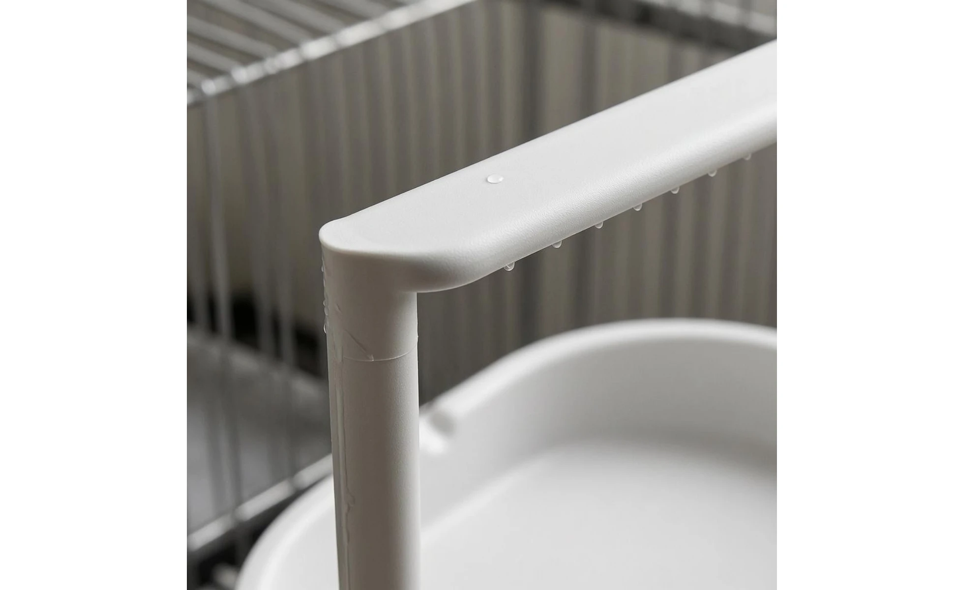 Parrot Bath Basin Green and White Bird Shower Bath Parrot Bathtub Plastic Pet Accessory Transparent