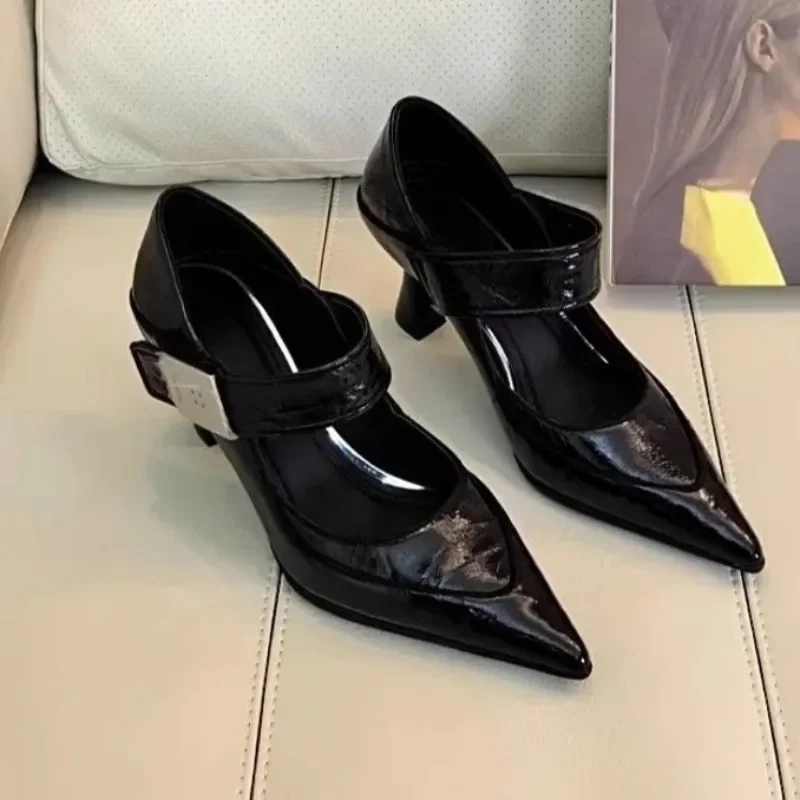 French Single Shoes Women Spring and Autumn New Fashion One Word Block Heel Shoes with Pointed Toe