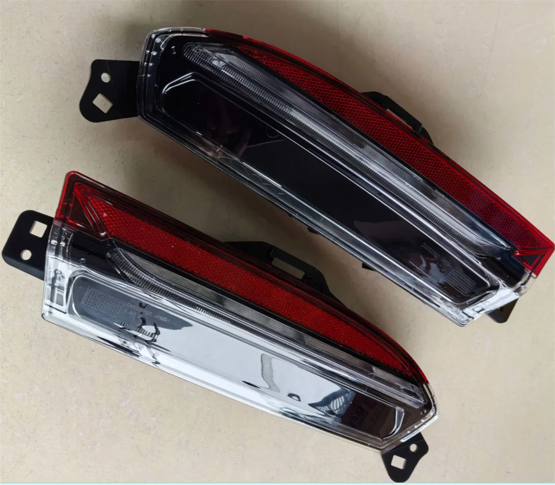 

For Tesla Model 3 Highland Rear Bumper LED Brake Light Assembly Stop Warning Reflector Lamp1712513-00-D 1712514-00-D 2023-