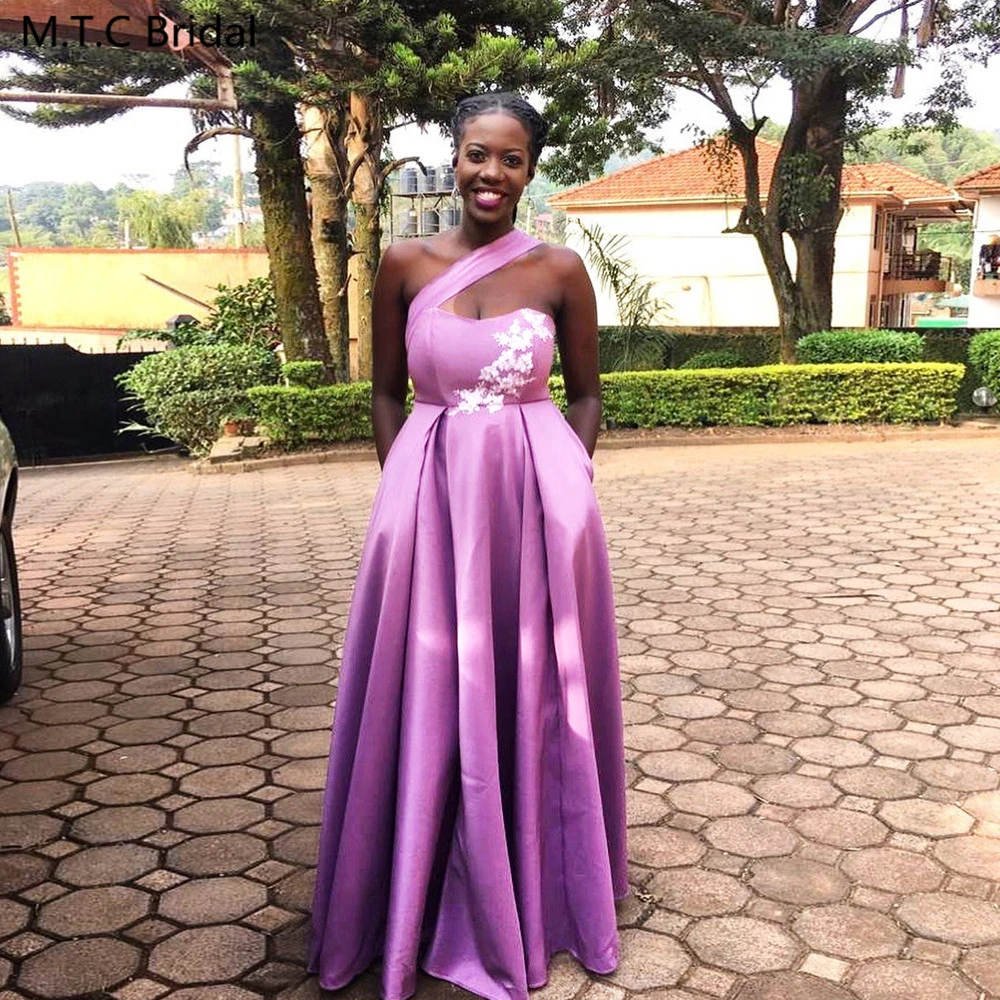 

Custom Made Long African Bridesmaid Dresses A Line One Shoulder Corset Back Pockets Black Women Wedding Party Gowns Wholesale