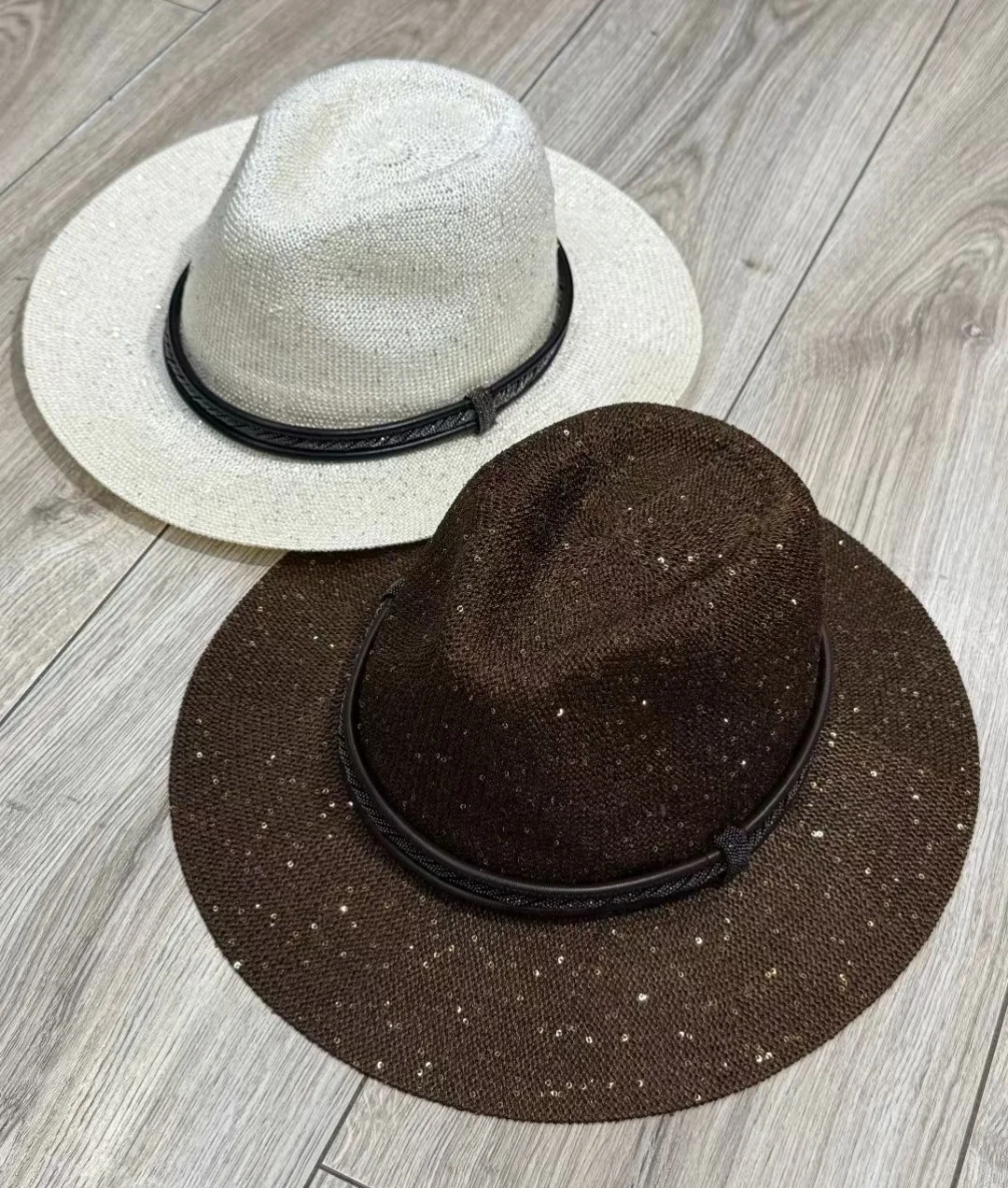 Early Autumn New High-Quality Fashionable Casual Sequin Chain Hat, Two Colors, One Size Fits All