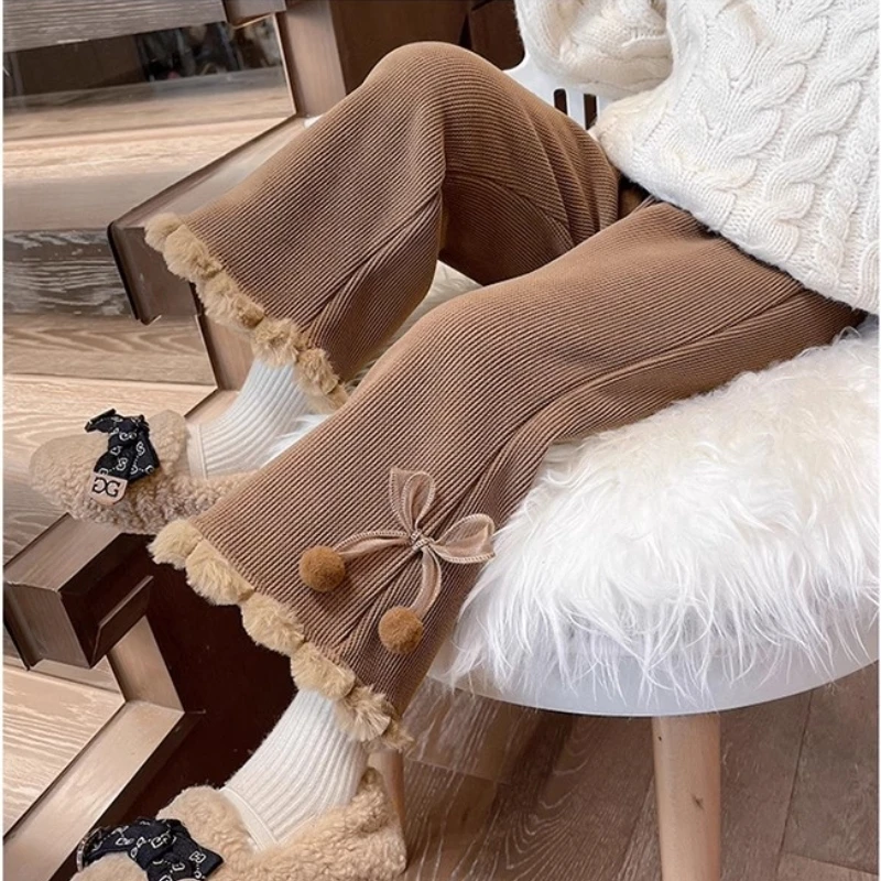 

Fashion Childen's Girl Velvet Flares Pants for Autumn Winter