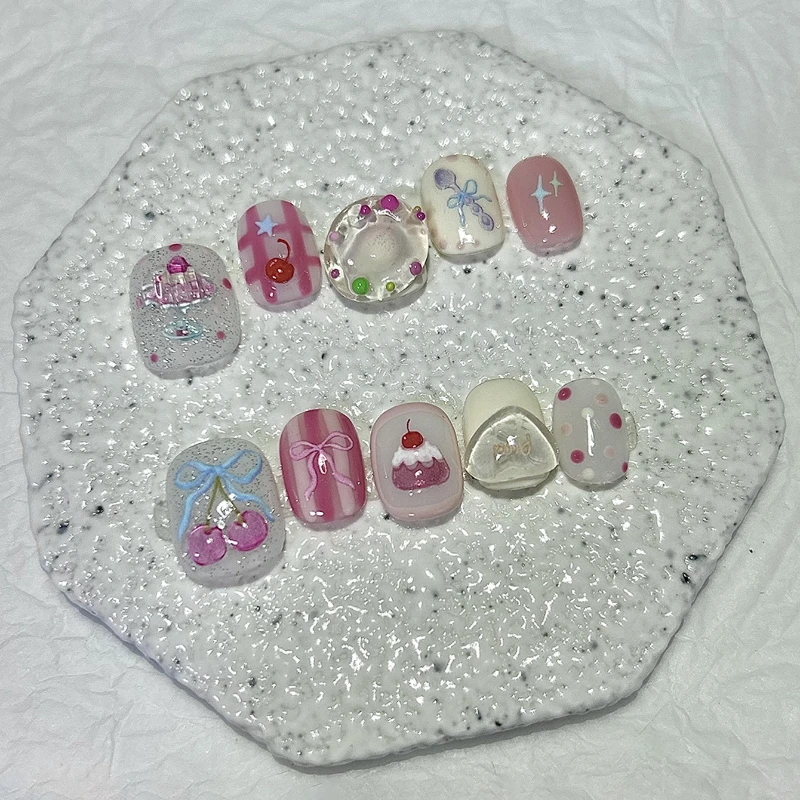 10 ชิ้นฝันฤดูร้อนกดบนเล็บทำด้วยมือหวานน่ารักไอศครีมโดนัตชัดเจลลี่แพทช์เล็บปลอมถอดได้