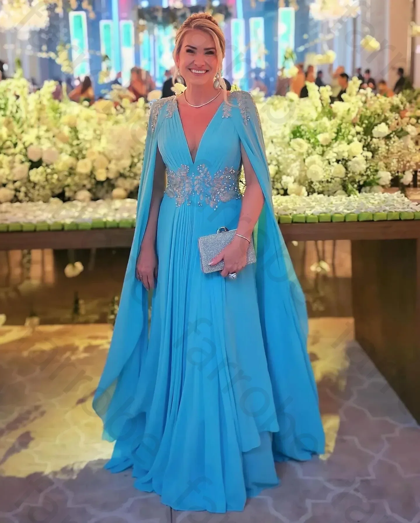 Personalizado elegante azul mãe vestidos de noiva capa com decote em v vestido de convidado de casamento frisado appliqued cintura até o chão vestidos de noite