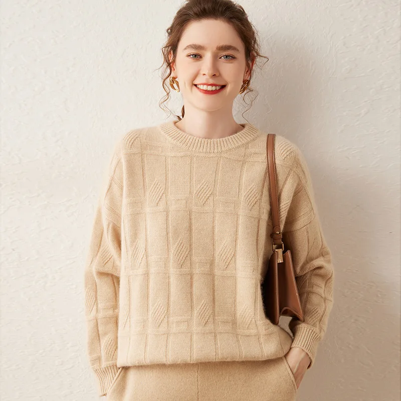 High Quality Autumn and Winter New round Neck Pullover Thick Sweater Loose Casual Simple Knitwear Women