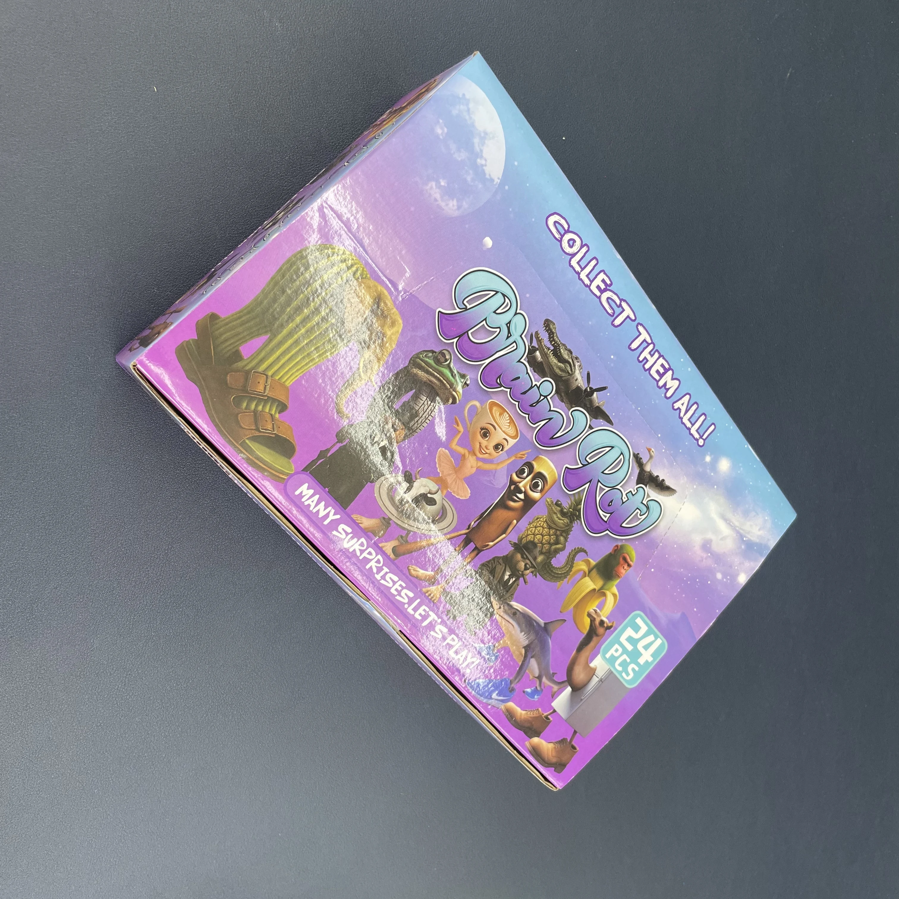 Versão de luxo de Shanhaijing 2 caixas de boneca latas caixa cega brinquedo chaveiro engraçado abstrato presente de aniversário brinquedos (dora adesivo requintado