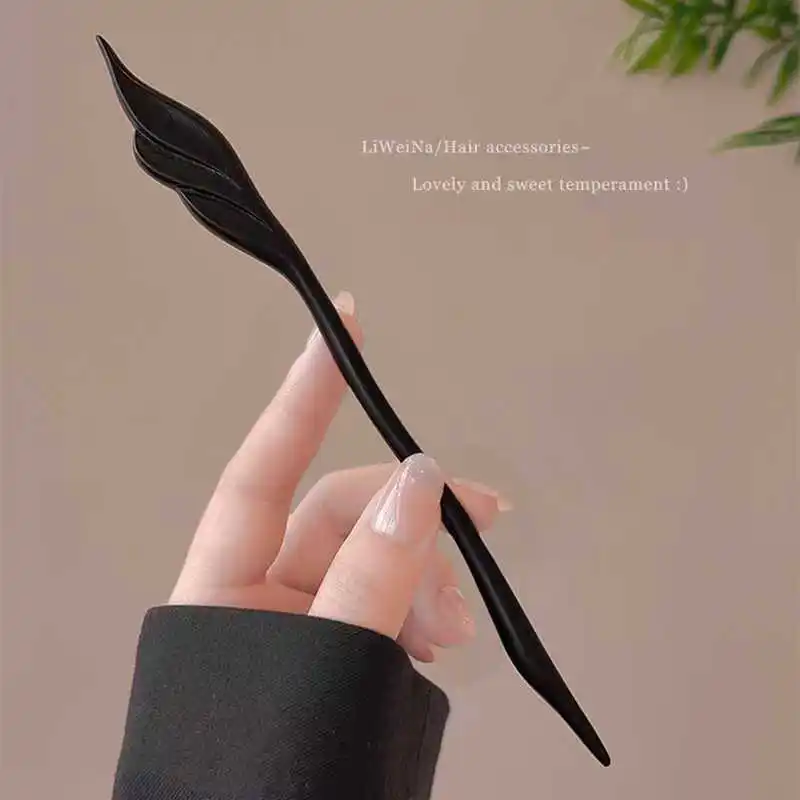 دبوس شعر خشبي رائع نحت دبوس الشعر الطراز القديم إكسسوارات الشعر الصينية الجديدة الراقية الإحساس خشب الصندل دبوس الشعر