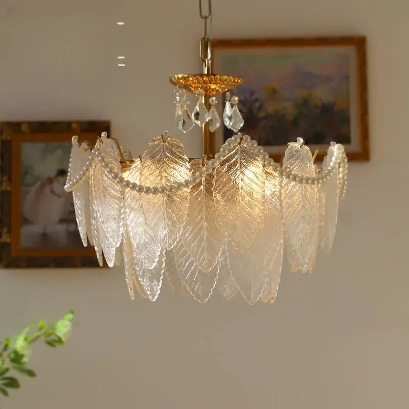 French shell glass chandelier, retro American light luxury restaurant, bedroom, living room, pearl crystal lamp